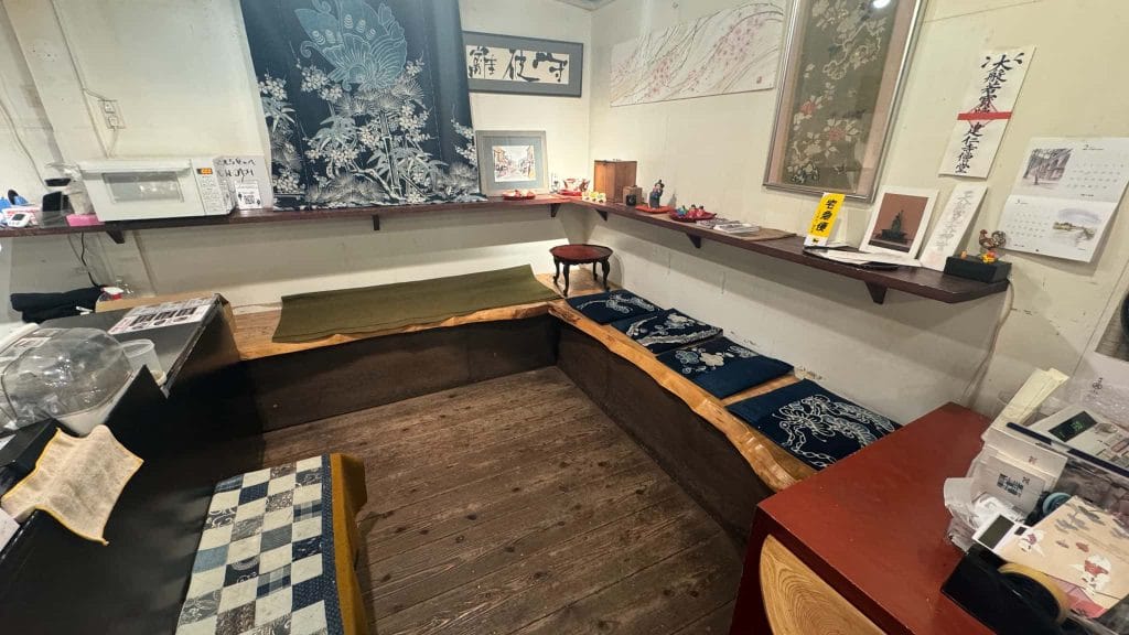 まるもち家のイートインスペース